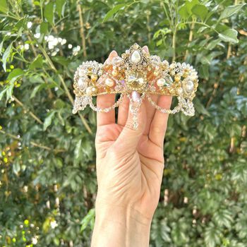 betty bunhead tiaras